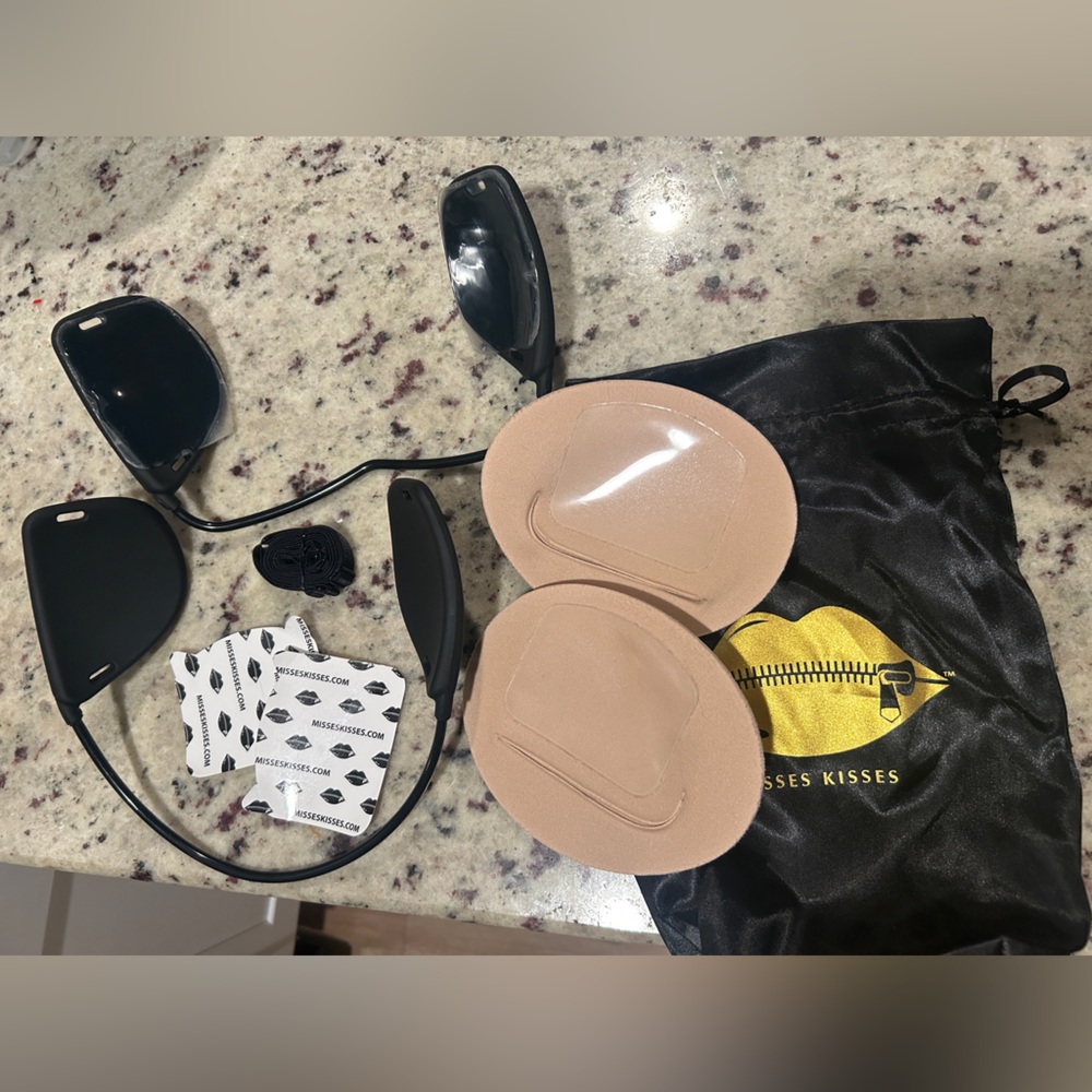 Misses Kisses backless, strapless paddle bra combo! Moderate and Shallow